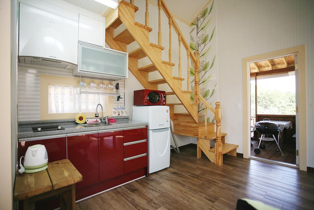 Вилла Sunny House Пхёнчхан Экстерьер фото